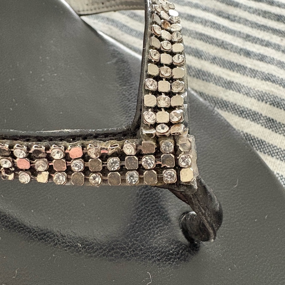 GUESS Black Rhinestone Sandals - Picture 2 of 4